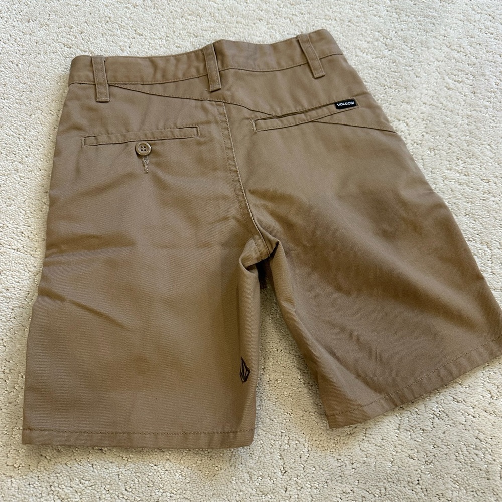 Boys Volcom Khaki Shorts sz 10 slim School Uniform